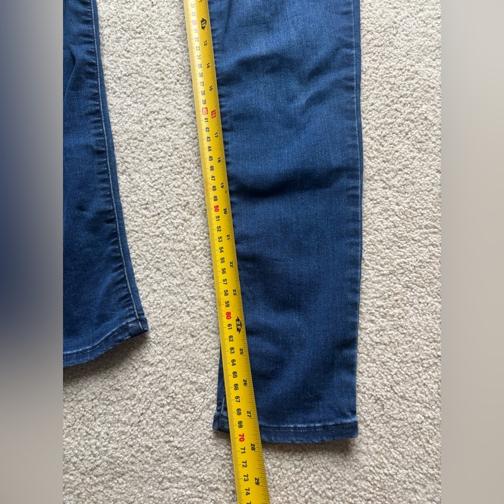 Old Navy Rockstar Mid-Rise Skinny Jeans | Size 6 Regular - Picture 4 of 7